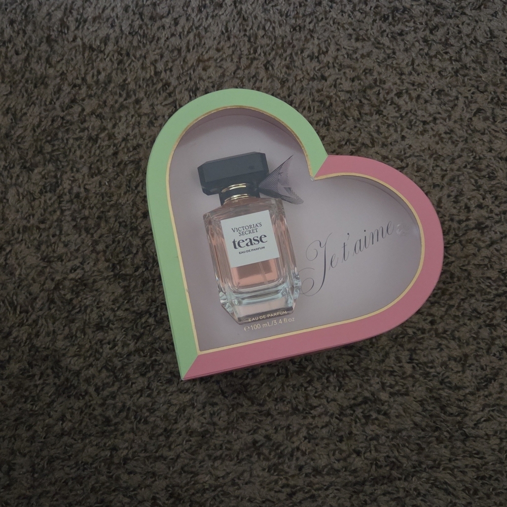 Victoria's Secret Tease Heart Gift Box - Pink & Mint